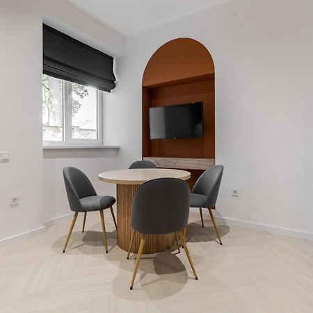 Inshiapartments On Ferentsa Lista Str Lviv Eksteriør bilde
