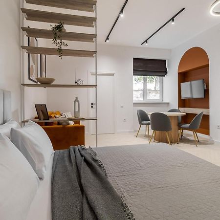 Inshiapartments On Ferentsa Lista Str Lviv Eksteriør bilde