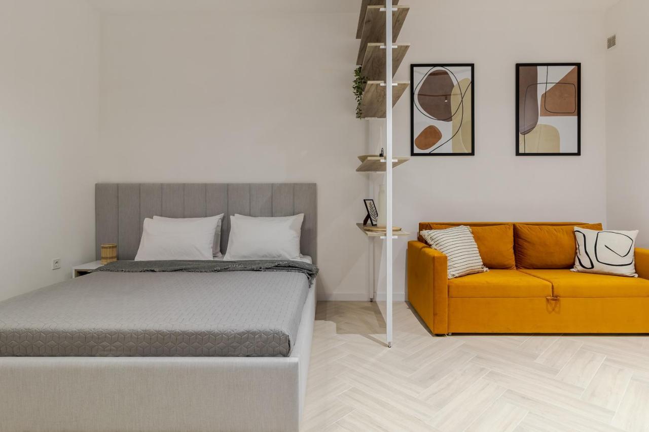 Inshiapartments On Ferentsa Lista Str Lviv Eksteriør bilde