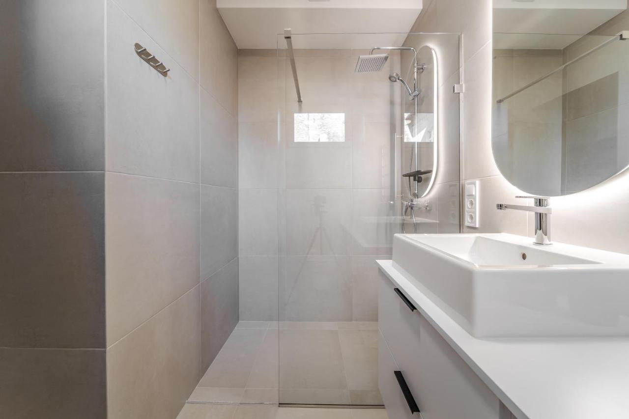 Inshiapartments On Ferentsa Lista Str Lviv Eksteriør bilde