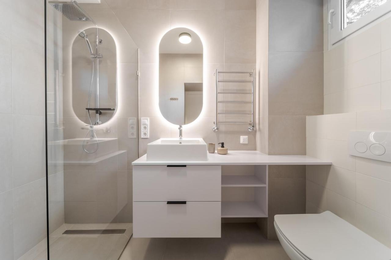 Inshiapartments On Ferentsa Lista Str Lviv Eksteriør bilde