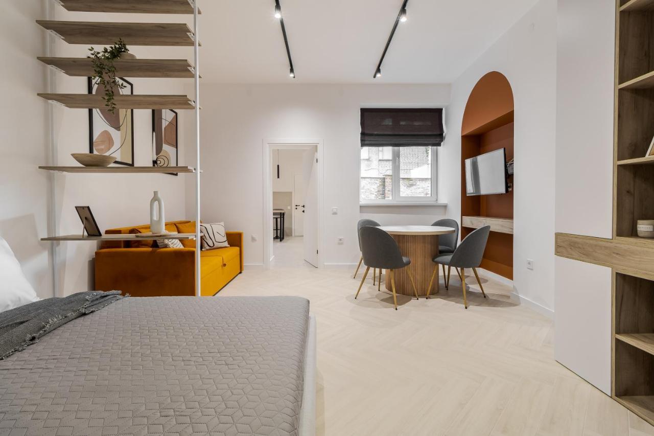 Inshiapartments On Ferentsa Lista Str Lviv Eksteriør bilde